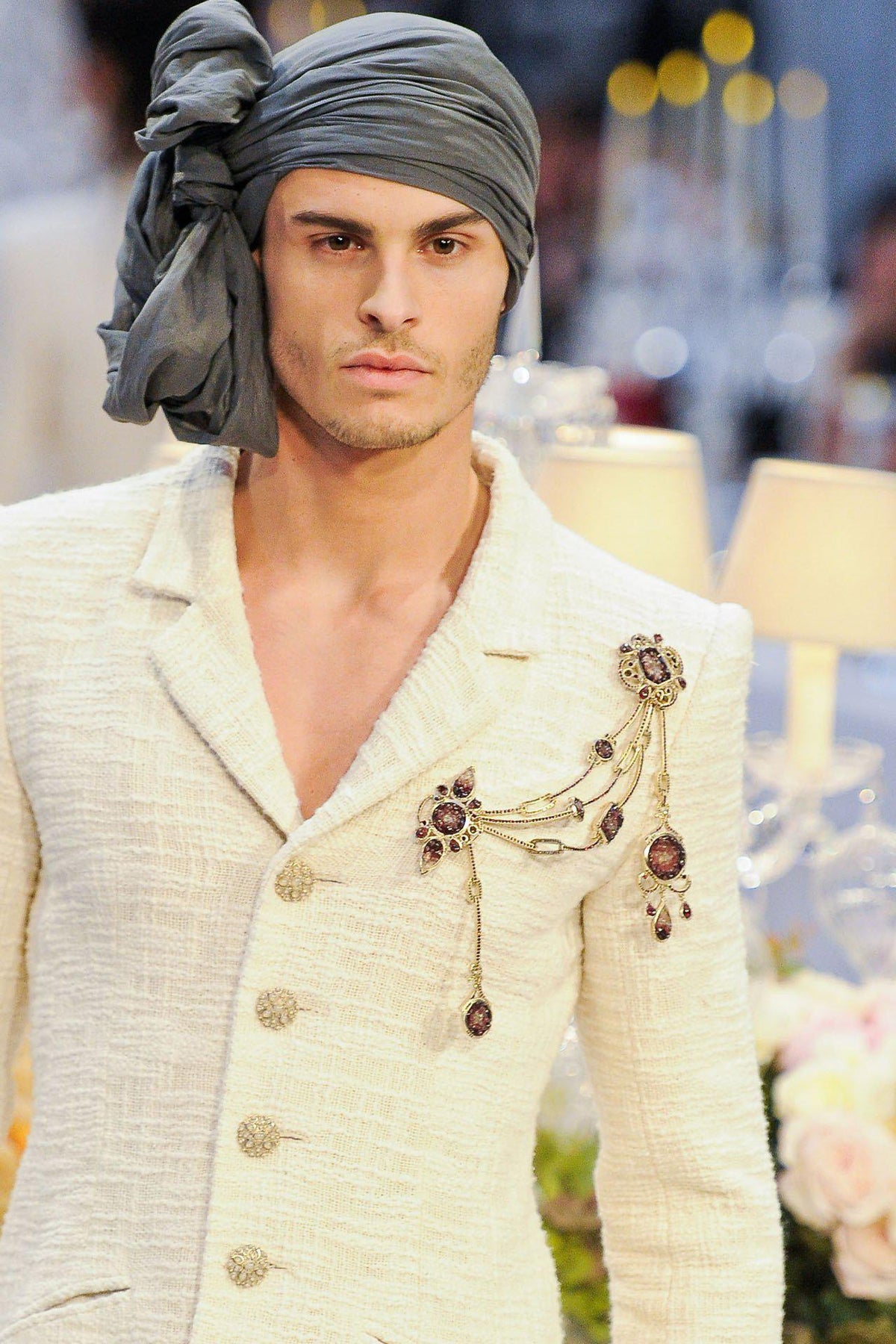 シャネル 12A 12PF ボンベイのジャケット💗CHANEL Jacket from 2012 Pre Fall Paris Bombay Metiers d'Art Collection