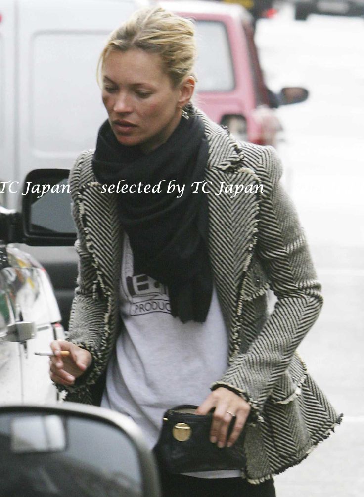 CHANEL 06A Black Herringbone Chevron Wool Tweed Jacket Kate Moss 38 シャネル ブラック シェベロン ウール ツイード ジャケット ケイトモス着 即発