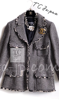 CHANEL 06A Black Herringbone Chevron Wool Tweed Jacket Kate Moss 38 シャネル ブラック シェベロン ウール ツイード ジャケット ケイトモス着 即発