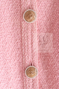 CHANEL 16C Pink CC Pearl Buttons Cotton Collarless Jacket 34 シャネル 一番人気 ピンク CC パール ボタン コットン ノーカラー ジャケット 即発