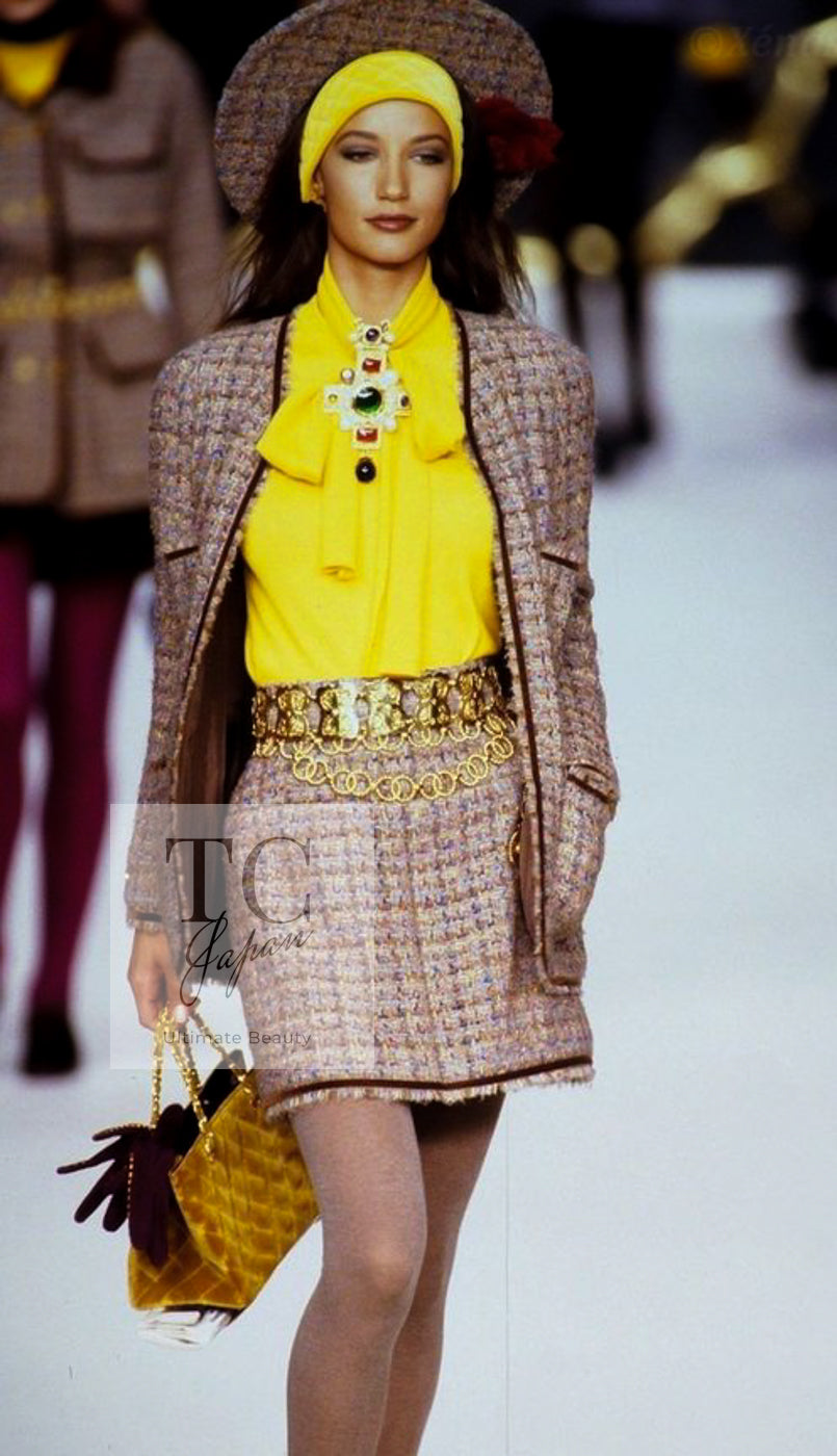 CHANEL 90A Vintage Red Wool Mohair Gold CC Button Jacket Coat 40 42 シャネル ヴィンテージ レッド ウール モヘア ゴールド ココボタン ジャケット コート 即発