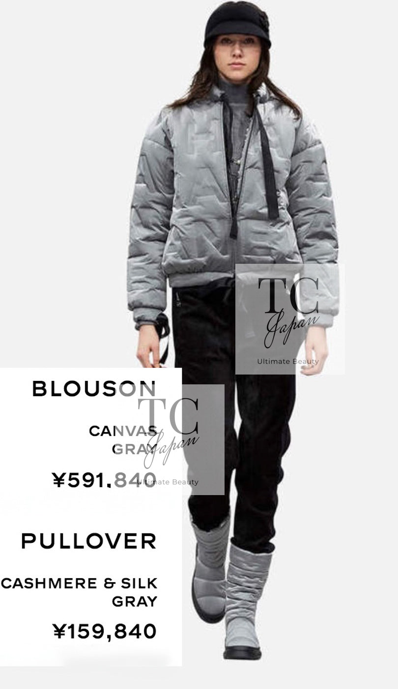 CHANEL 17B Light Grey Black Bow Logo Down Coat Jacket 34 36 38 シャネル ライトグレー ブラック リボン ロゴ ダウン ジャケット コート 即発