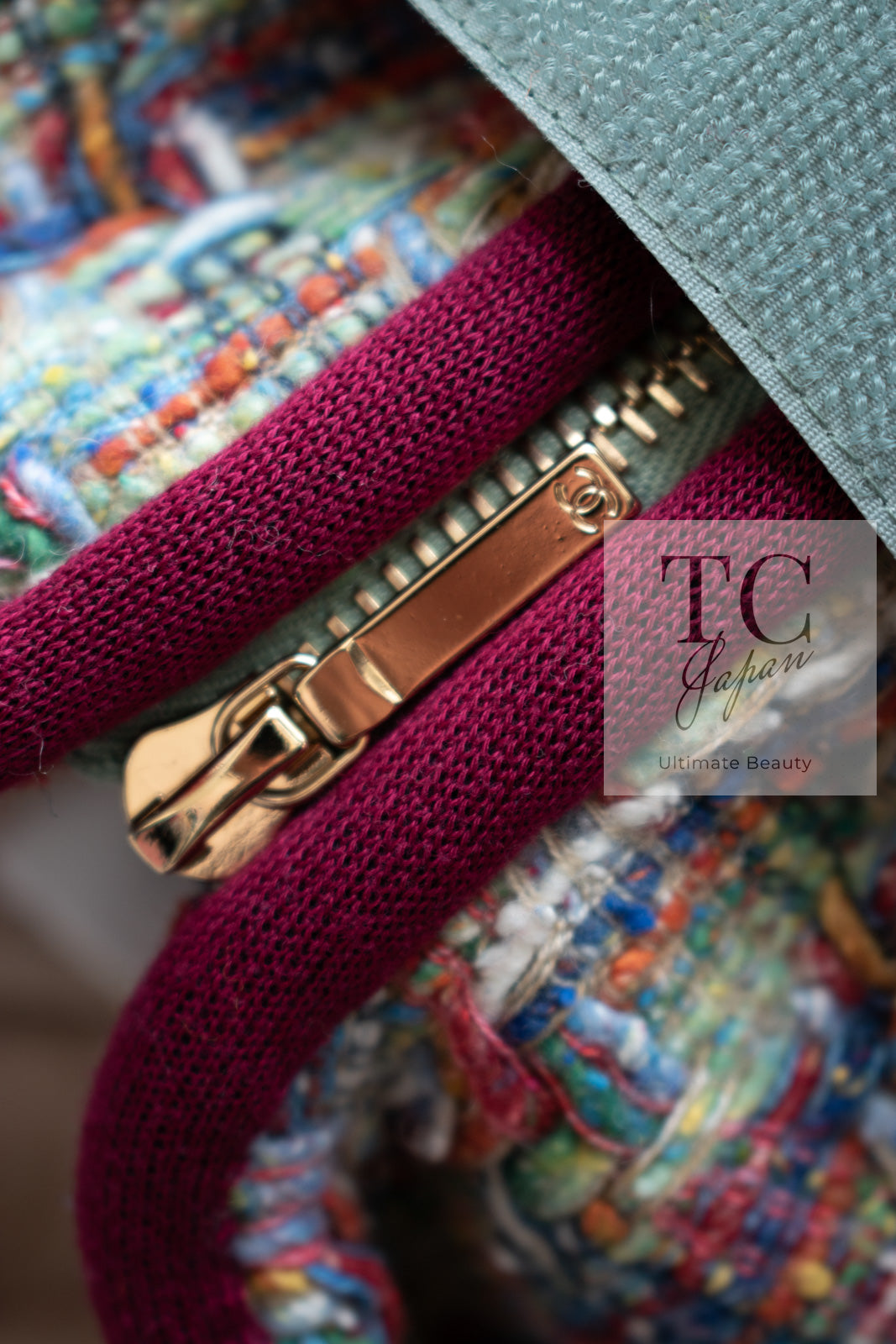 CHANEL 17S Multicolor Tweed Zipper Jacket with Plum Trim & Velcro Accent 38 シャネル マルチカラー プラムトリム ツイード ジッパー ジャケット マジックテープ 装飾 即発