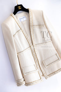 CHANEL 17PF Ivory Creme Gold Trim Wool Tweed Jacket 38 シャネル アイボリー クリーム ゴールド トリミング ウール ジャケット 即発