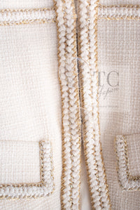 CHANEL 17PF Ivory Creme Gold Trim Wool Tweed Jacket 38 シャネル アイボリー クリーム ゴールド トリミング ウール ジャケット 即発