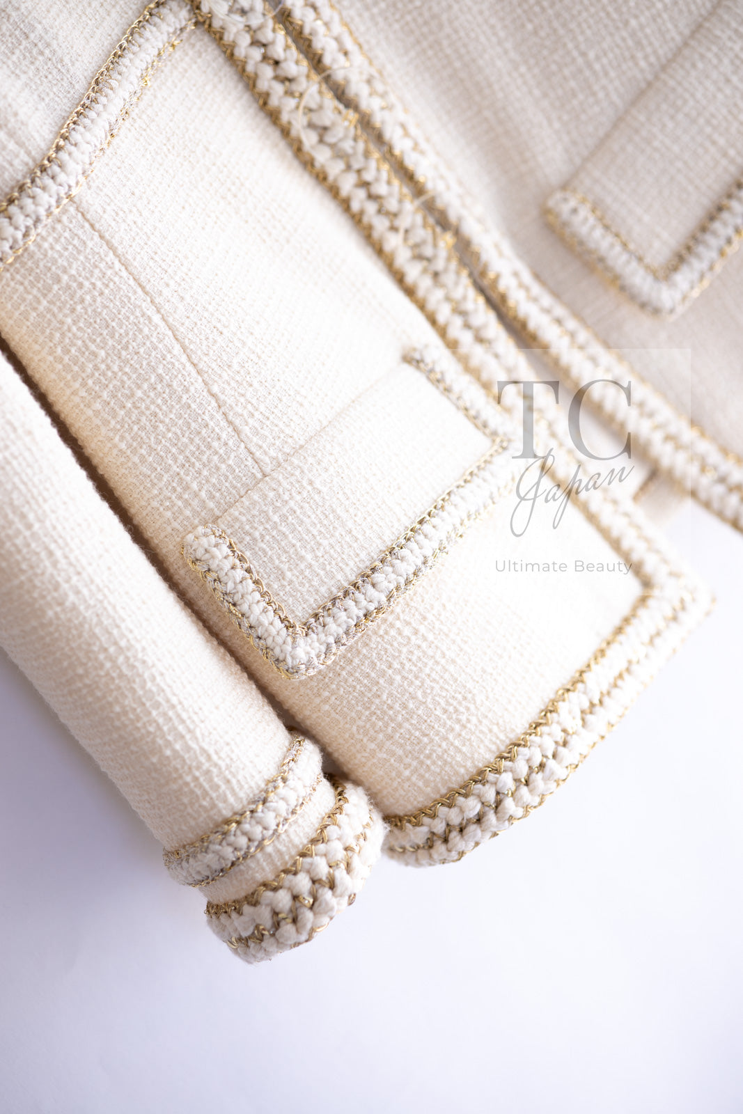CHANEL 17PF Ivory Creme Gold Trim Wool Tweed Jacket 38 シャネル アイボリー クリーム ゴールド トリミング ウール ジャケット 即発
