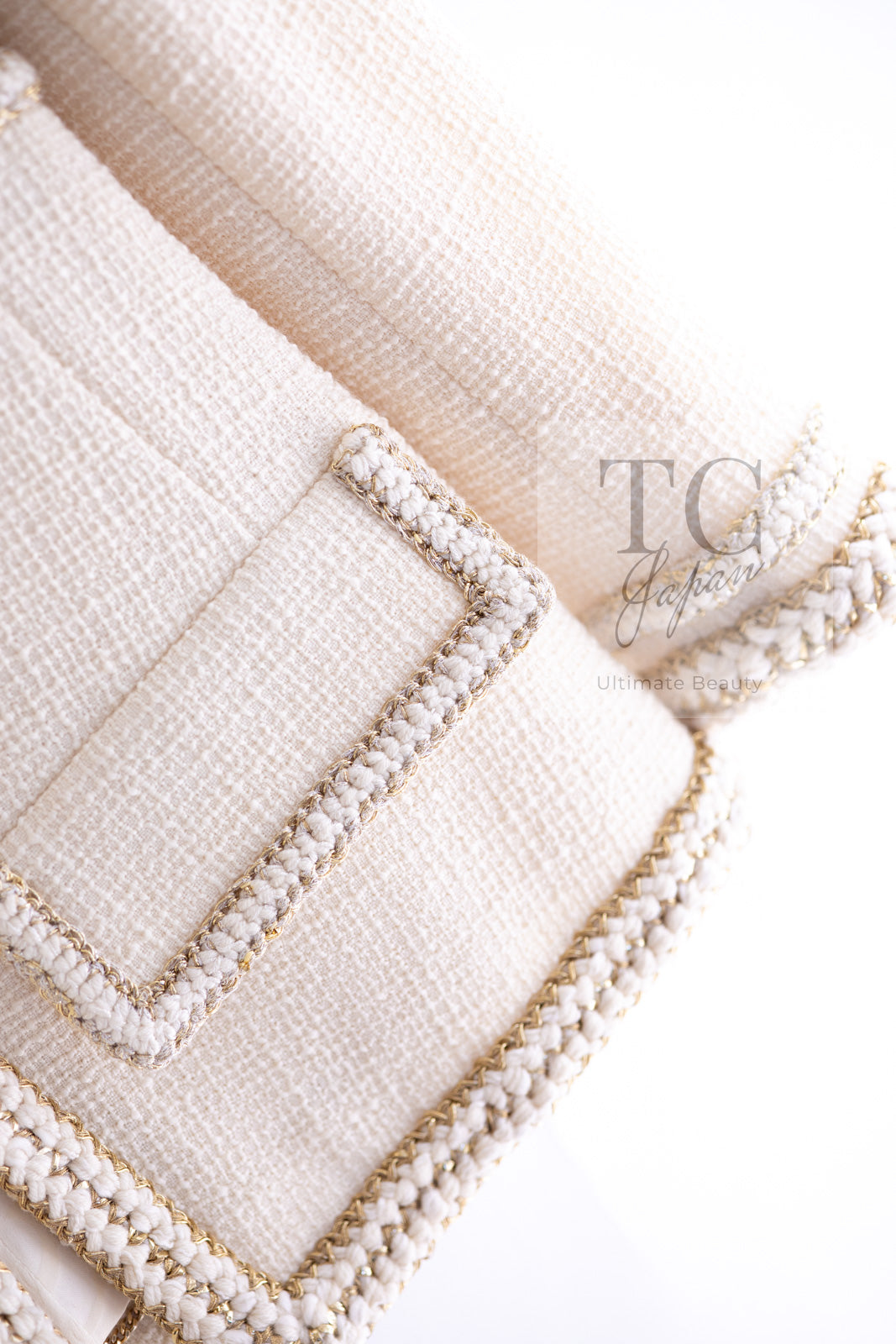 CHANEL 17PF Ivory Creme Gold Trim Wool Tweed Jacket 38 シャネル アイボリー クリーム ゴールド トリミング ウール ジャケット 即発