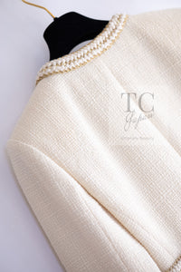CHANEL 17PF Ivory Creme Gold Trim Wool Tweed Jacket 38 シャネル アイボリー クリーム ゴールド トリミング ウール ジャケット 即発