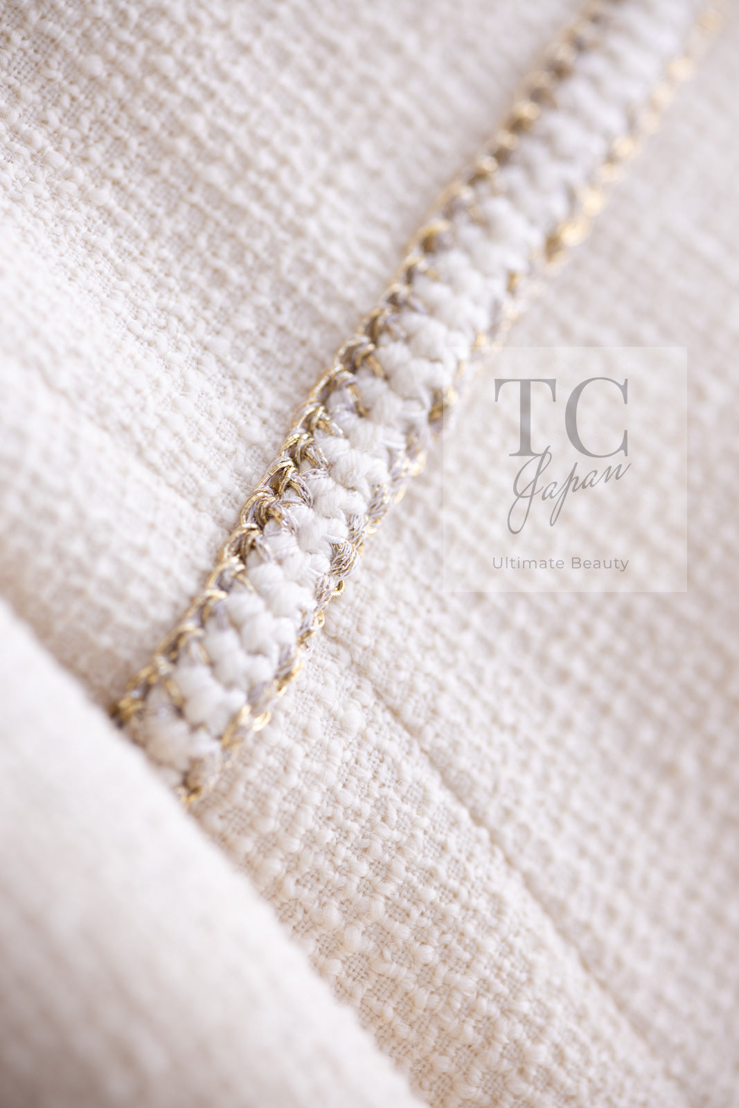 CHANEL 17PF Ivory Creme Gold Trim Wool Tweed Jacket 38 シャネル アイボリー クリーム ゴールド トリミング ウール ジャケット 即発