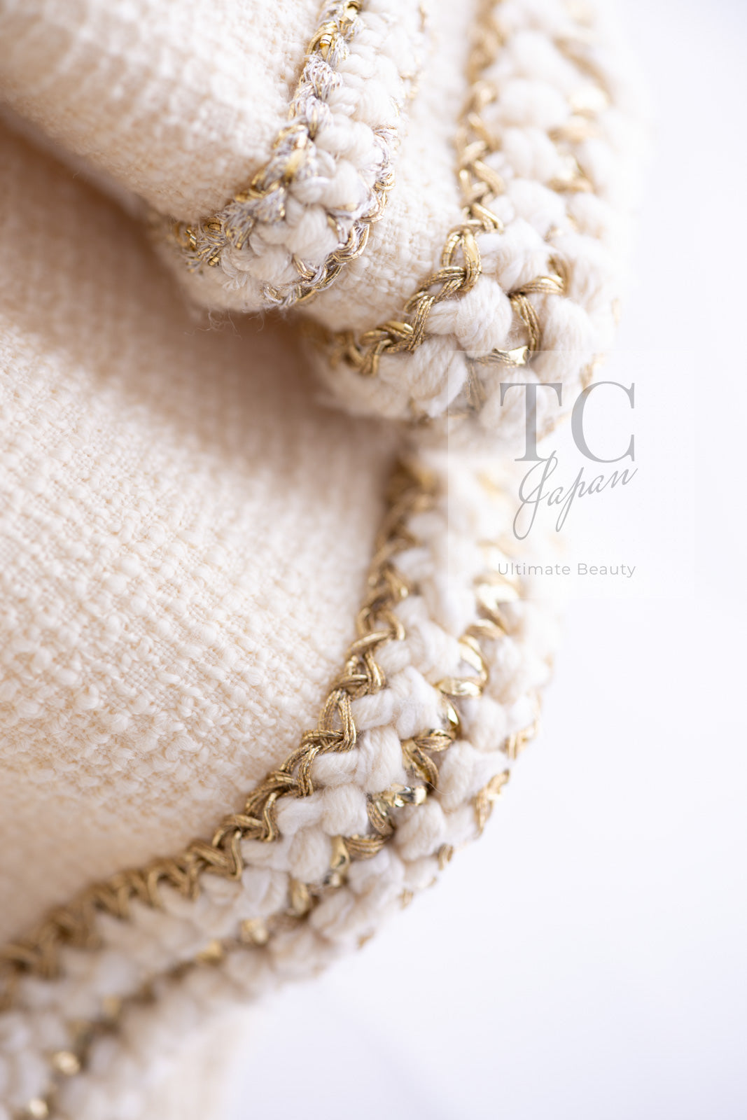 CHANEL 17PF Ivory Creme Gold Trim Wool Tweed Jacket 38 シャネル アイボリー クリーム ゴールド トリミング ウール ジャケット 即発