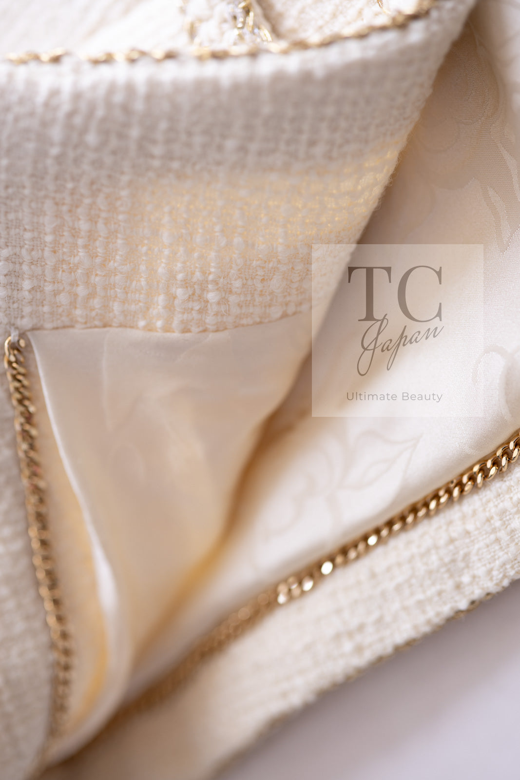 CHANEL 17PF Ivory Creme Gold Trim Wool Tweed Jacket 38 シャネル アイボリー クリーム ゴールド トリミング ウール ジャケット 即発