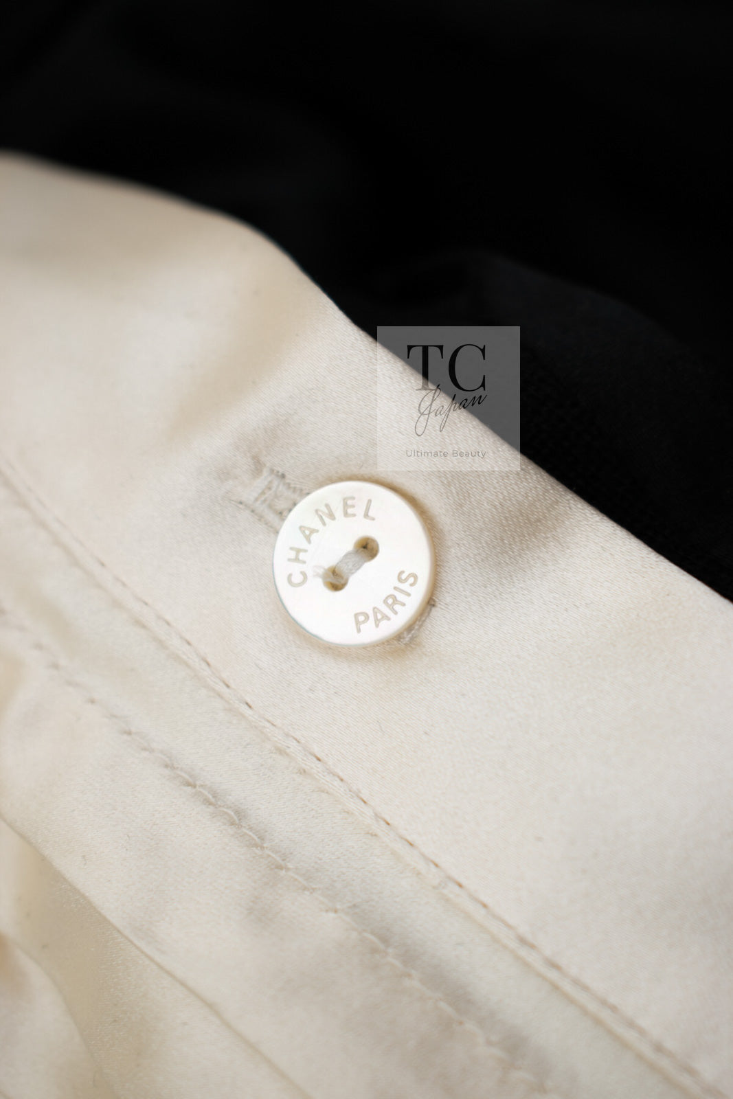 CHANEL 07A Black Detachable Ivory Collar 2 Way Wool Stretch Jacket 34 36 シャネル 女優 ブラック アイボリー取外可 襟 2 Way ウール ストレッチ ジャケット 即発
