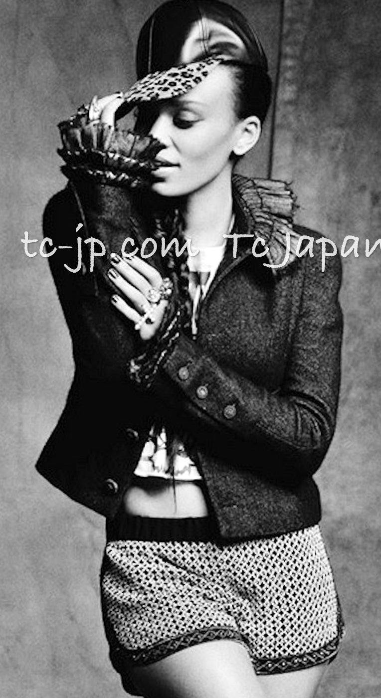 CHANEL 13B Charcoal Gray Black Ruffle Trim Jacket 38 シャネル チャコールグレー ブラック ラッフル トリム ジャケット 即発