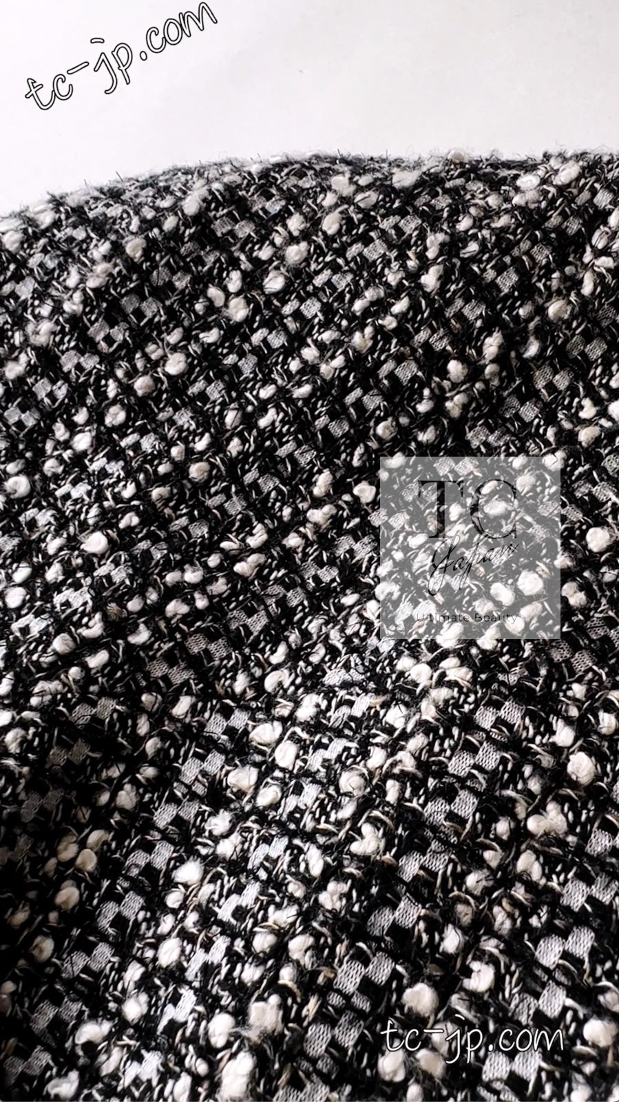 CHANEL 06S Gray Silver Metallic Trim Collarless Tweed Cardigan Jacket 34 シャネル グレー シルバー メタリック トリム 襟なし ツイード カーディガン ジャケット 即発