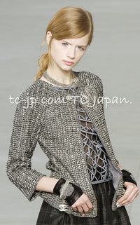CHANEL 06S Gray Silver Metallic Trim Collarless Tweed Cardigan Jacket 34 シャネル グレー シルバー メタリック トリム 襟なし ツイード カーディガン ジャケット 即発