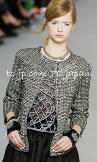 CHANEL 06S Gray Silver Metallic Trim Collarless Tweed Cardigan Jacket 34 シャネル グレー シルバー メタリック トリム 襟なし ツイード カーディガン ジャケット 即発