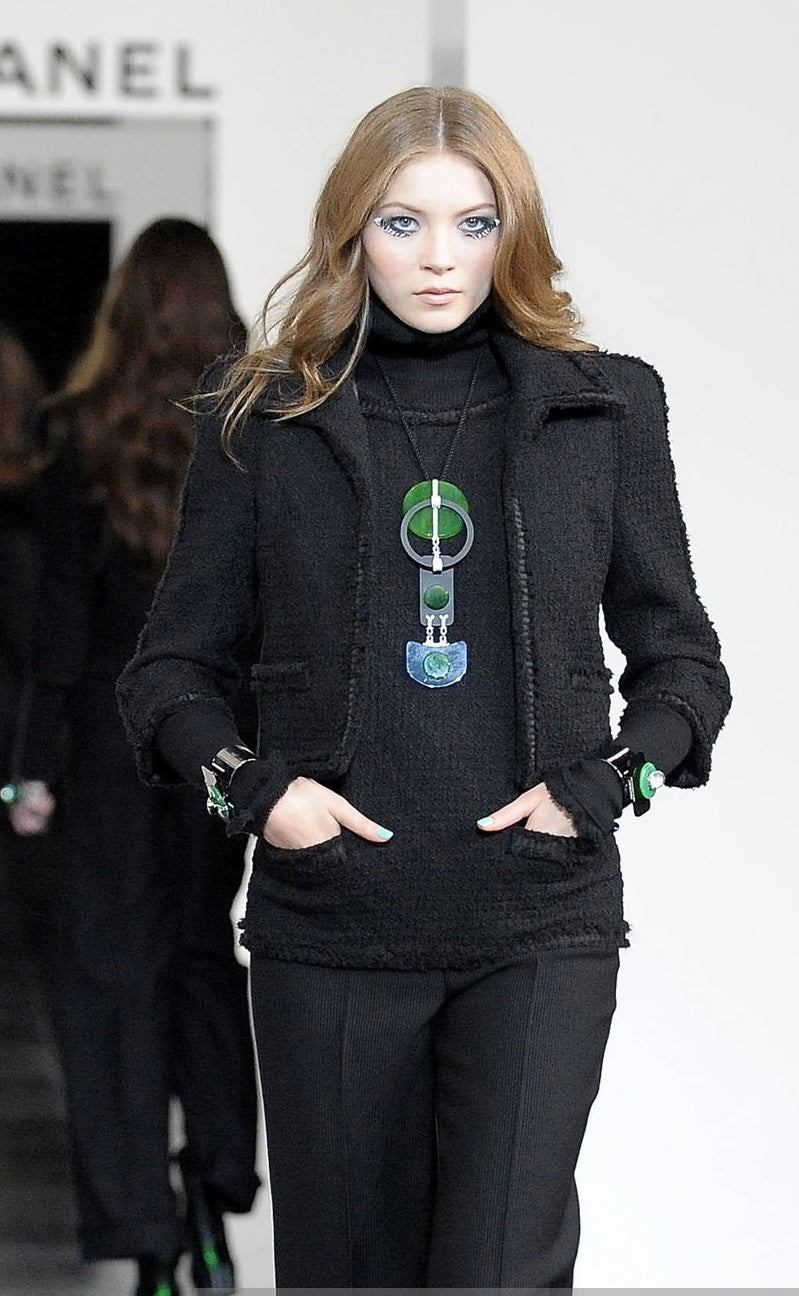 CHANEL 09A Black Wool Lion Buttons Tweed Jacket Tops Skirt Suit Set up Victoria Beckham 40 42 シャネル ブラック ウール ツイード ジャケット トップス スカート スーツ セットアップ 即発