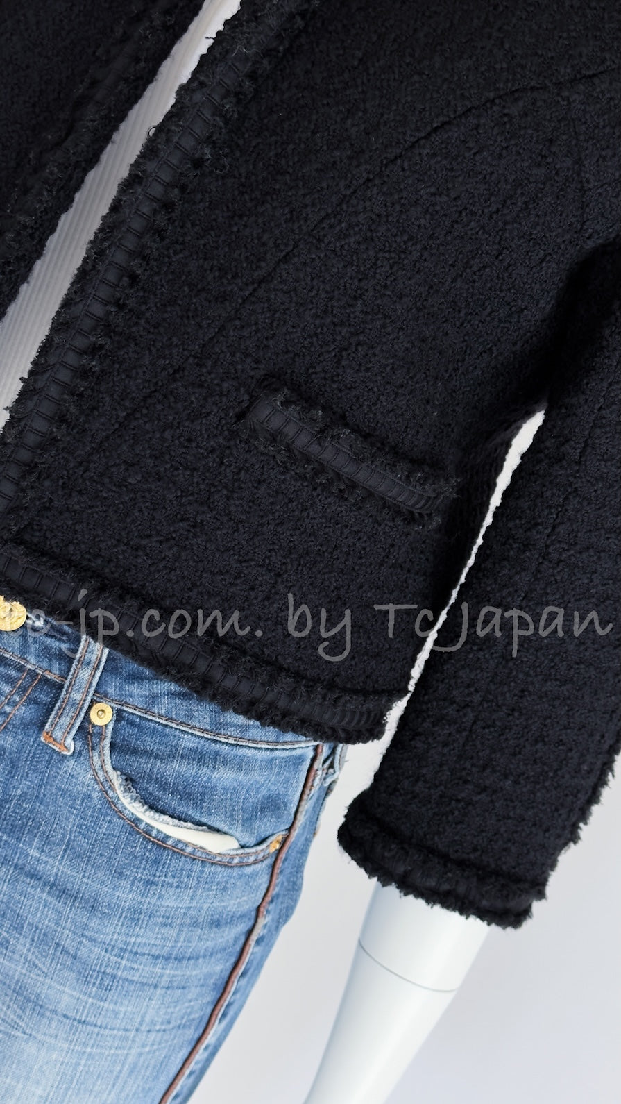 CHANEL 09A Black Wool Lion Buttons Tweed Jacket Tops Skirt Suit Set up Victoria Beckham 40 42 シャネル ブラック ウール ツイード ジャケット トップス スカート スーツ セットアップ 即発