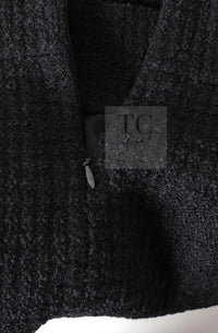 CHANEL 09A Black Wool Lion Buttons Tweed Jacket Tops Skirt Suit Set up Victoria Beckham 40 42 シャネル ブラック ウール ツイード ジャケット トップス スカート スーツ セットアップ 即発