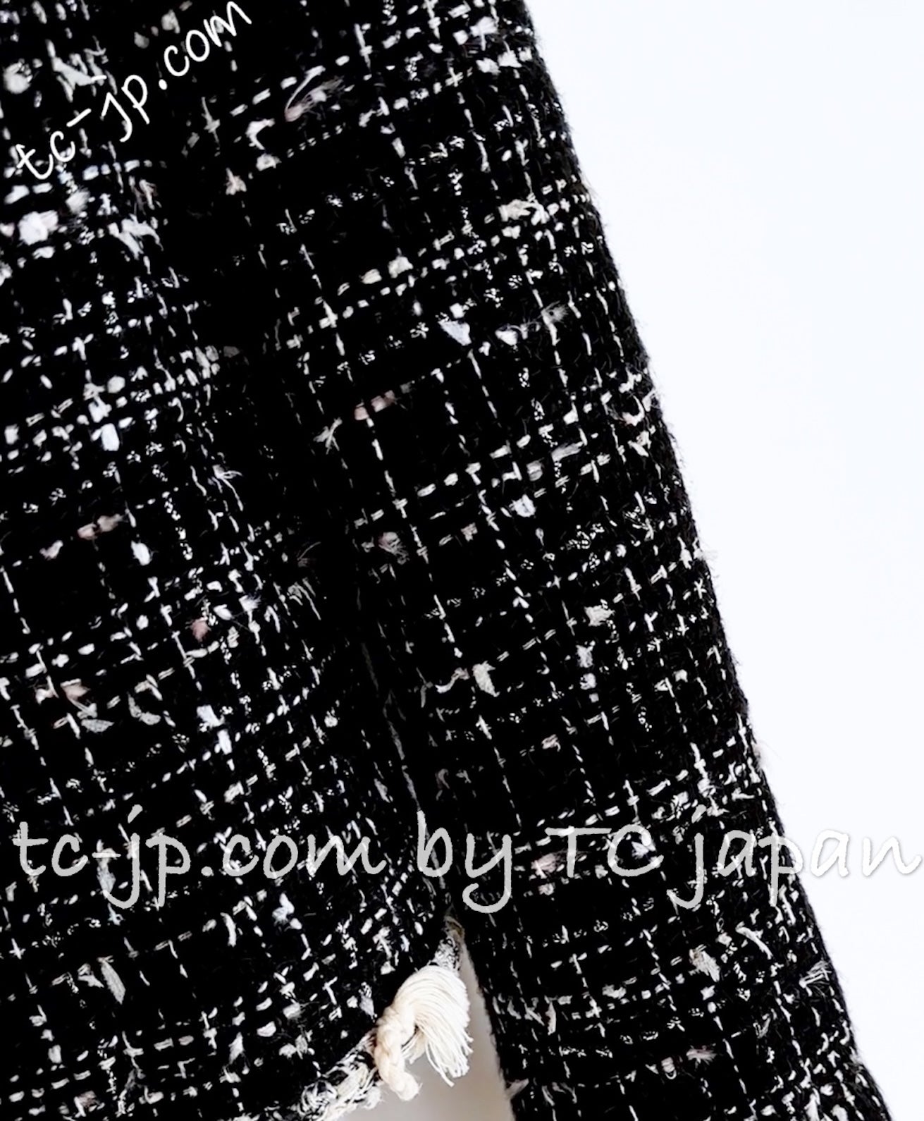 CHANEL 05C Black Creme Fringe Trimmed Tweed Jacket 36 38 シャネル ブラック クリーム フリンジトリミング ツイード ジャケット 即発