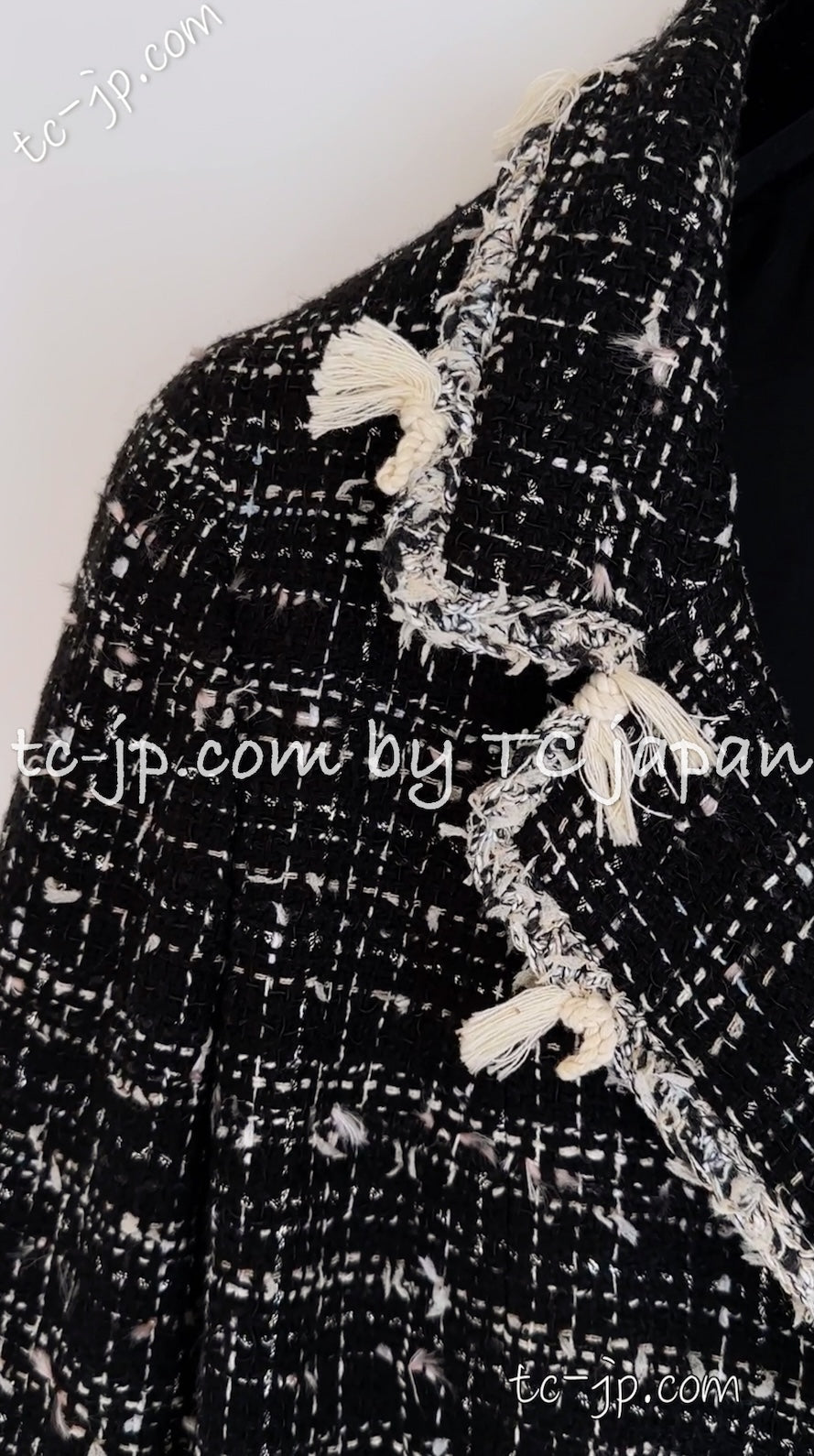 CHANEL 05C Black Creme Fringe Trimmed Tweed Jacket 36 38 シャネル ブラック クリーム フリンジトリミング ツイード ジャケット 即発