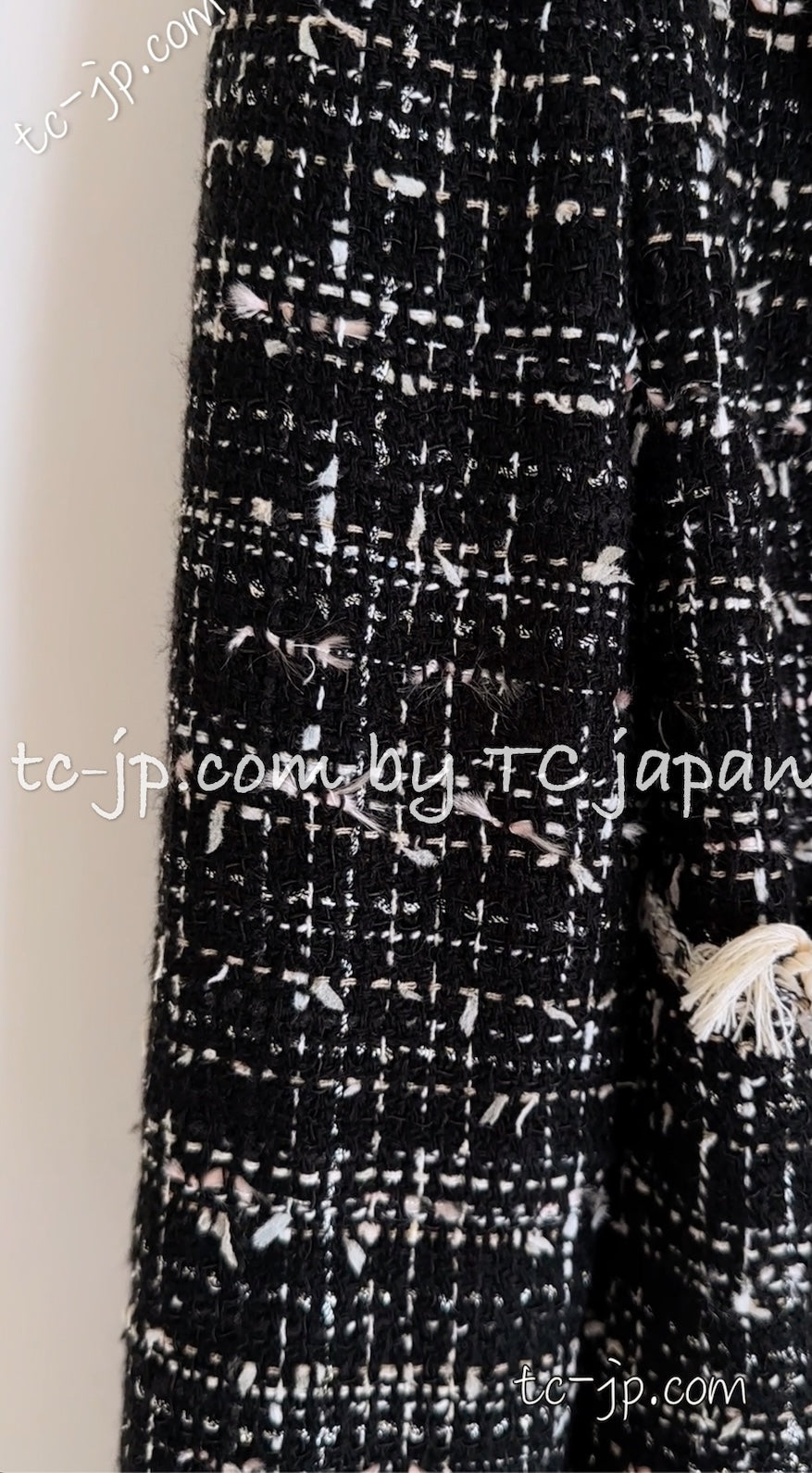 CHANEL 05C Black Creme Fringe Trimmed Tweed Jacket 36 38 シャネル ブラック クリーム フリンジトリミング ツイード ジャケット 即発