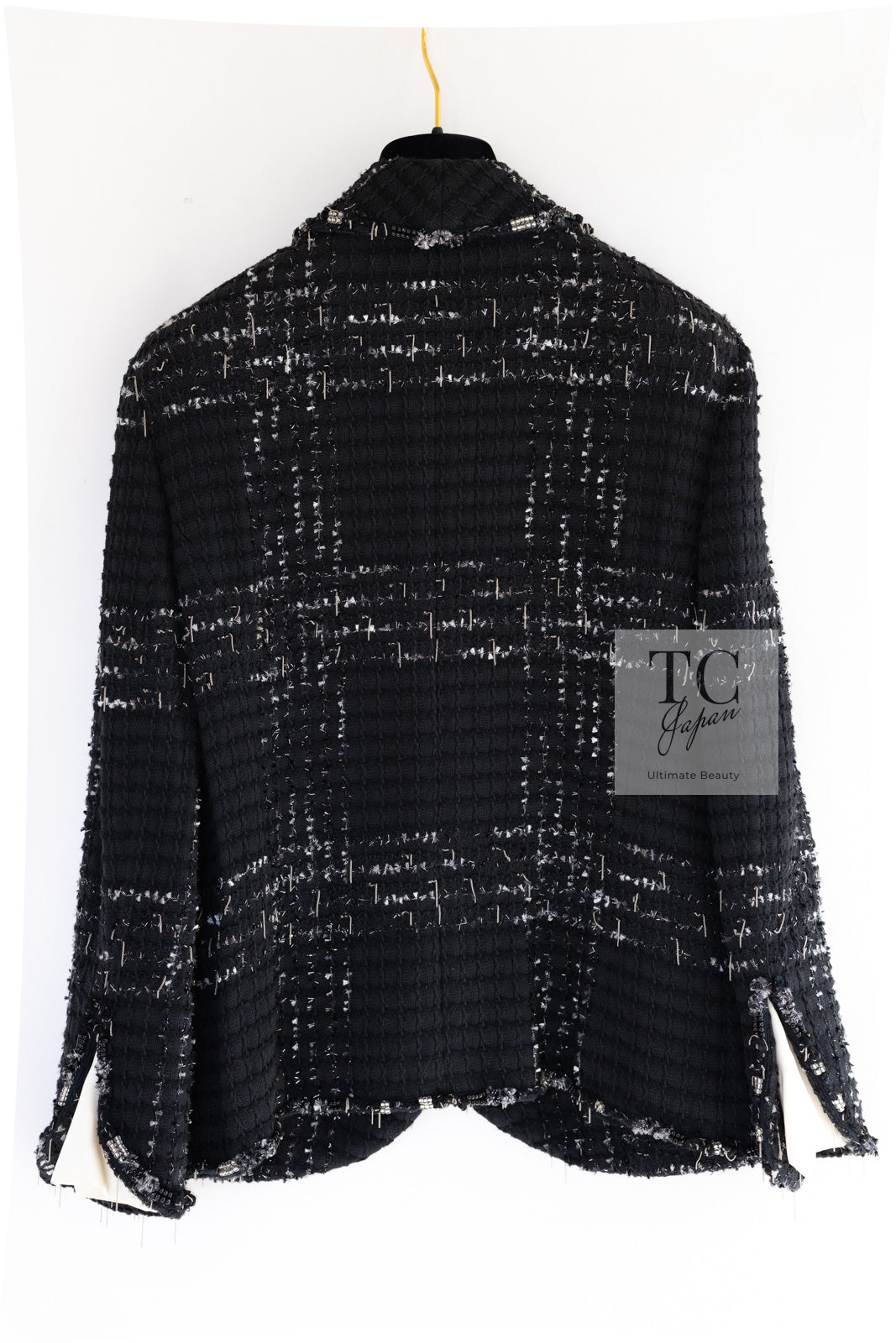 CHANEL 08C Black Beaded Chain Cotton Wool Tweed Jacket Skirt Suit 36 シャネル ブラック ビーズ チェーン コットン ウール ツイード ジャケット スカート スーツ 即発