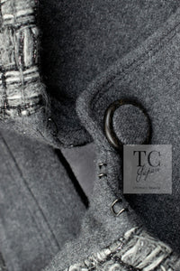 CHANEL 14B Gray Metallic Wool Cashmere Coat 36 38 40 シャネル グレー メタリック ウール カシミア ふんわり 艶やか ツイード コート 即発