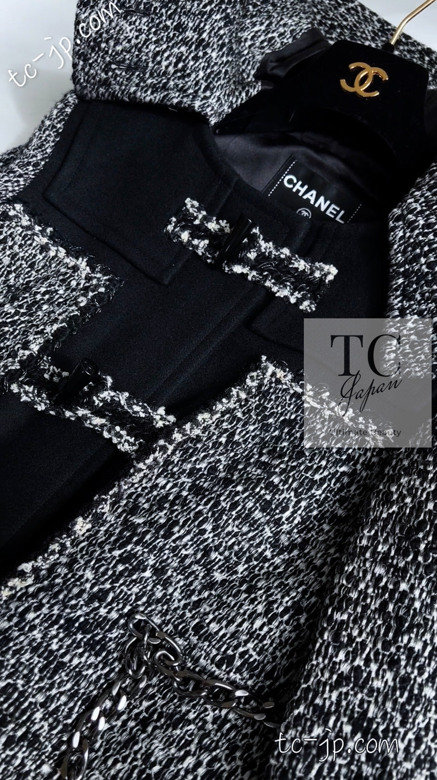 CHANEL 11A Black Gray Wool Hooded Duffle Tweed Coat 36 38 シャネル ブラック グレー ウール ダッフル フード ツイード コート 即発