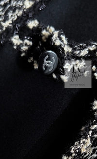 CHANEL 11A Black Gray Wool Hooded Duffle Tweed Coat 36 38 シャネル ブラック グレー ウール ダッフル フード ツイード コート 即発