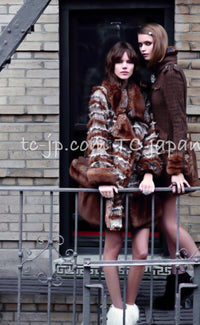 CHANEL 10A Brown Fantasy Faux Tweed Jacket Coat Penelope Cruz 34 36 38 シャネル ブラウン ファンタジー ファー ツイード ロング ジャケット コート ペネロペ クルス 着 即発