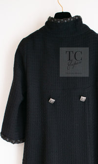 CHANEL 11PF Black Square Jeweled Button Wool Tweed Jacket Coat 36 38 シャネル ブラック スクエア グリポワ ボタン ウール ツイード ジャケット コート 即発