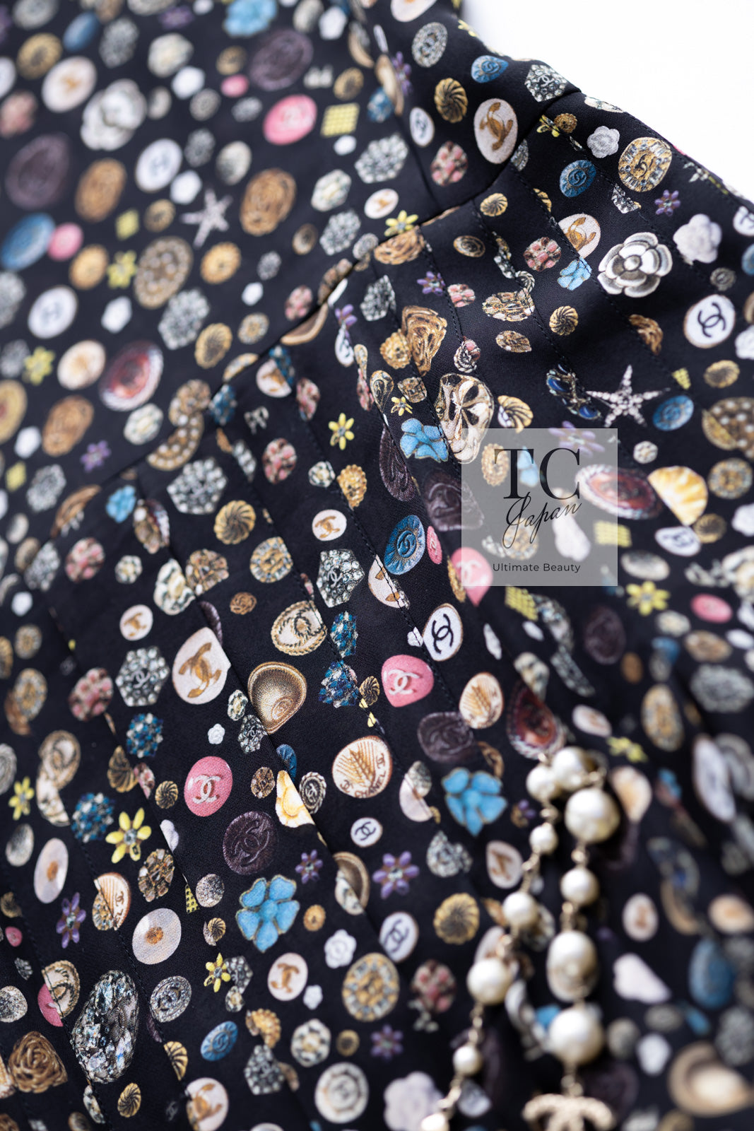 CHANEL 13B Black Silk CC Button Series Velvet Short Sleeve Dress 36 38 シャネル シルク CC ボタン シリーズ 柄 ベルベット 半袖 ワンピース 即発
