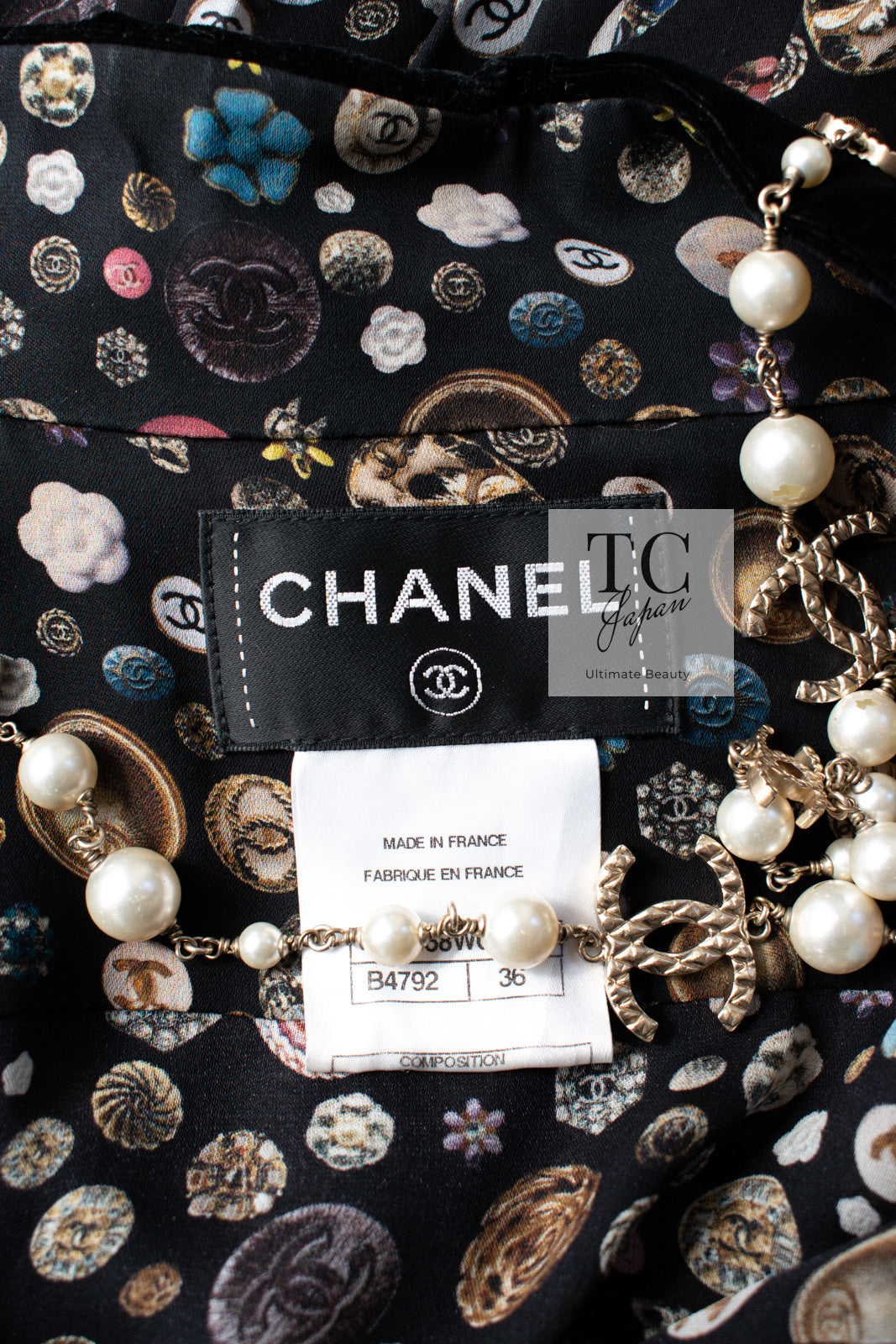 CHANEL 13B Black Silk CC Button Series Velvet Short Sleeve Dress 36 38 シャネル シルク CC ボタン シリーズ 柄 ベルベット 半袖 ワンピース 即発
