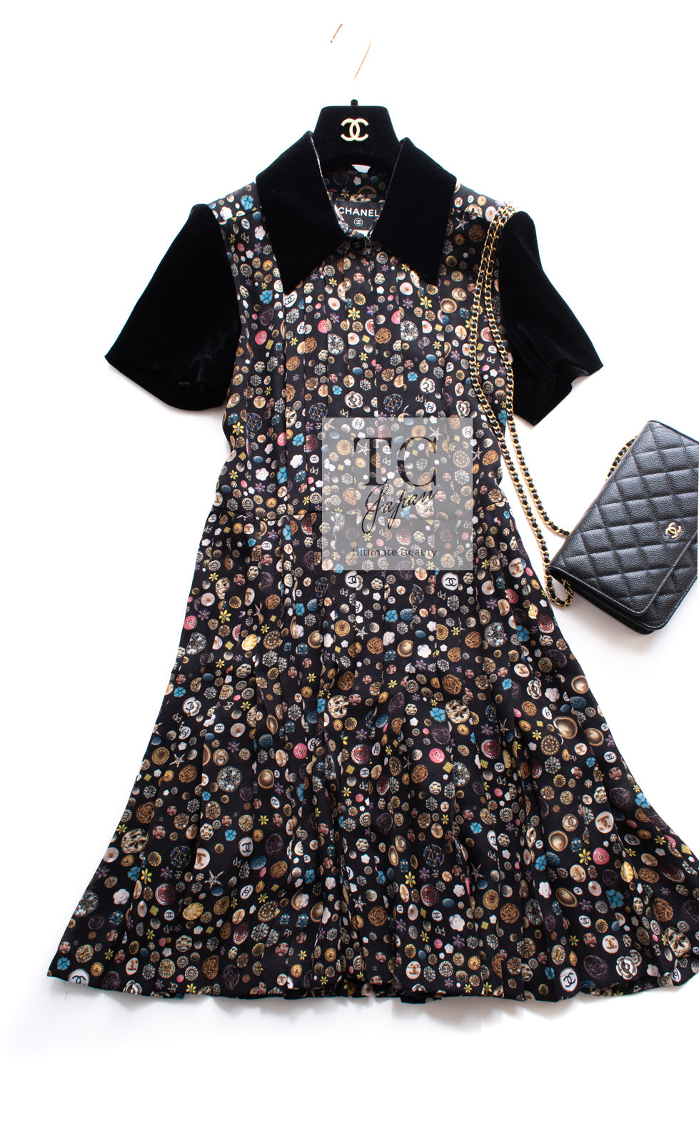CHANEL 13B Black Silk CC Button Series Velvet Short Sleeve Dress 36 38 シャネル シルク CC ボタン シリーズ 柄 ベルベット 半袖 ワンピース 即発