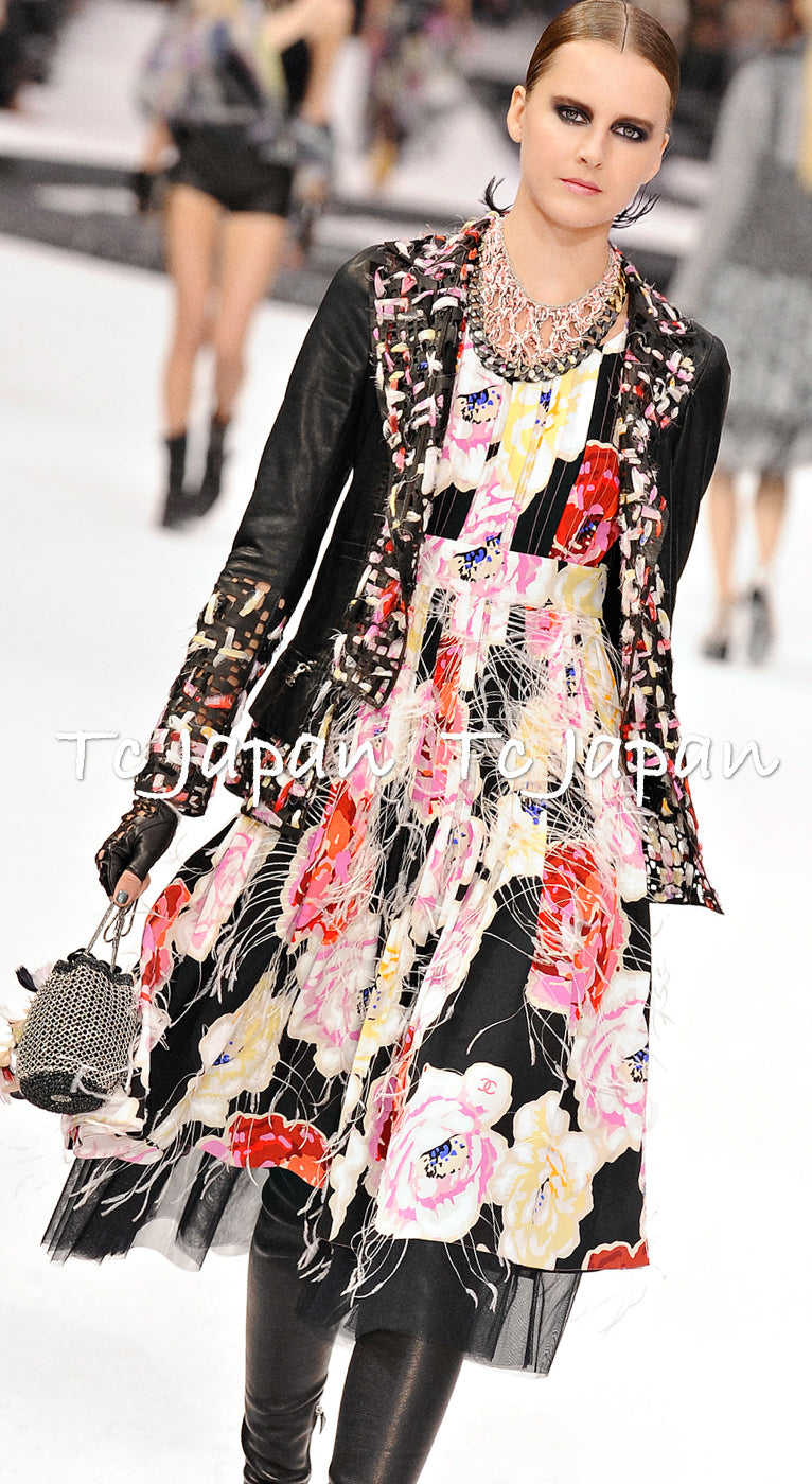 シャネル ワンピース CHANEL ブラック 花柄 フラワー カメリア シルク 11S Black Flower Camellia Silk  Dress – TC JAPAN