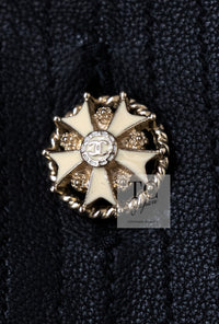 CHANEL 08A Olive Silk Leather Trim Pleated Dress 38 シャネル オリーブ シルク カーフ レザー トリム プリーツ ワンピース 即発