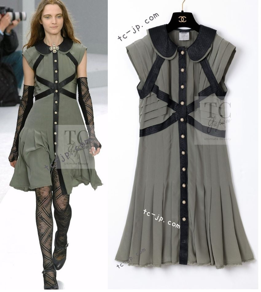 CHANEL 08A Olive Silk Leather Trim Pleated Dress 38 シャネル オリーブ シルク カーフ レザー トリム プリーツ ワンピース 即発