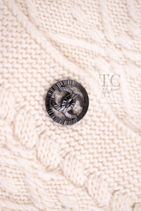 CHANEL 13B Ivory CC Logo Buttons Cashmere Knit Dress 42 シャネル アイボリー ココボタン カシミア 100% ニット ワンピース 即発