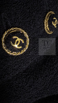 CHANEL 07S Black CC Logo Button Wool Silk Tweed Jacket 34 36 シャネル ブラック ココボタン CC ロゴ ウール シルク ツイード ジャケット 即発