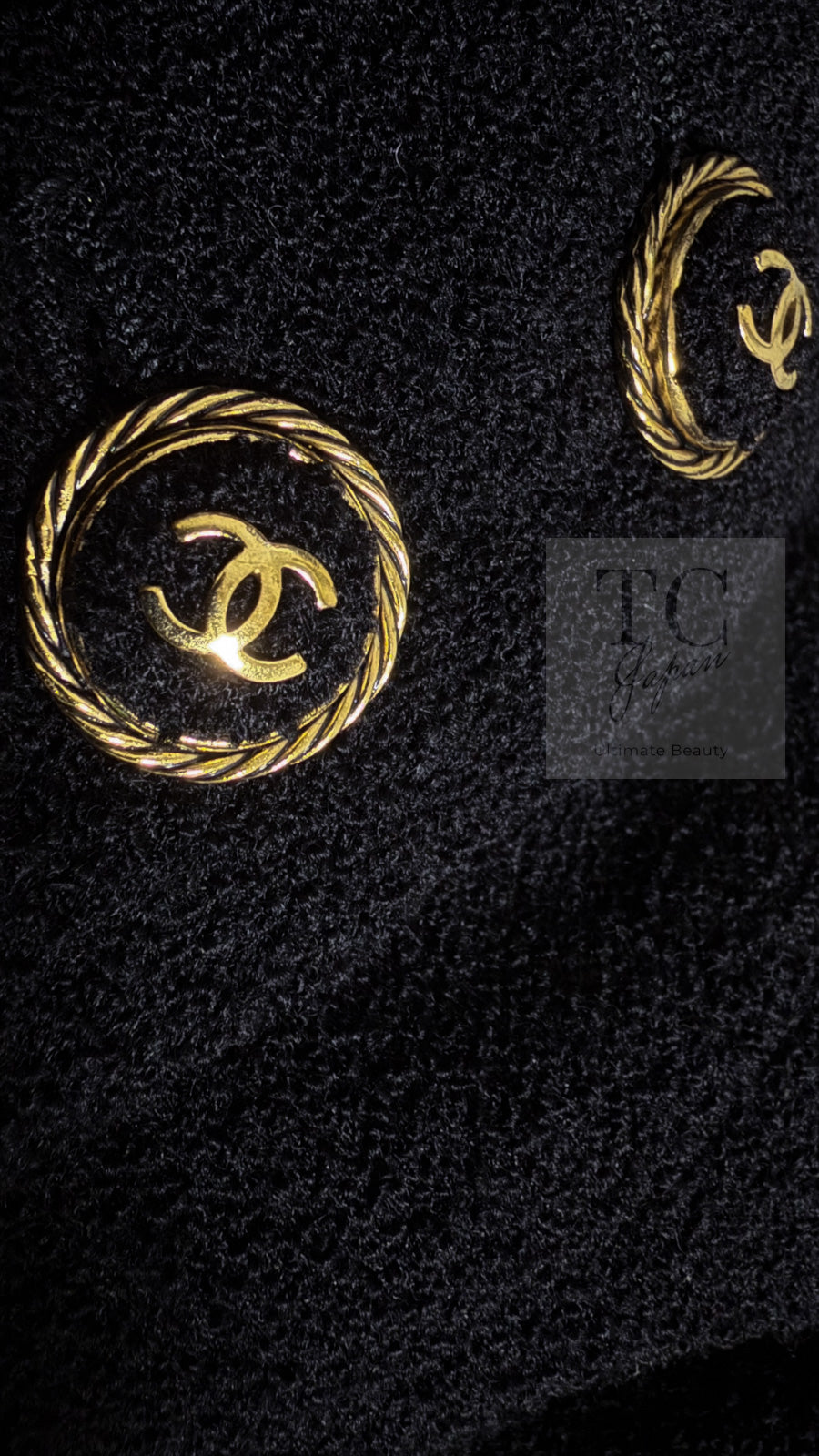CHANEL 07S Black CC Logo Button Wool Silk Tweed Jacket 34 36 シャネル ブラック ココボタン CC ロゴ ウール シルク ツイード ジャケット 即発