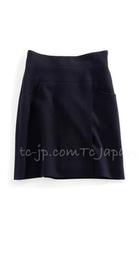 CHANEL 07A Black Wool Jacket Skirt Suit with Belt 44 46 シャネル ブラック ウール 100% ジャケット スカート スーツ ベルト付き 即発
