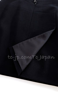 CHANEL 07A Black Wool Jacket Skirt Suit with Belt 44 46 シャネル ブラック ウール 100% ジャケット スカート スーツ ベルト付き 即発