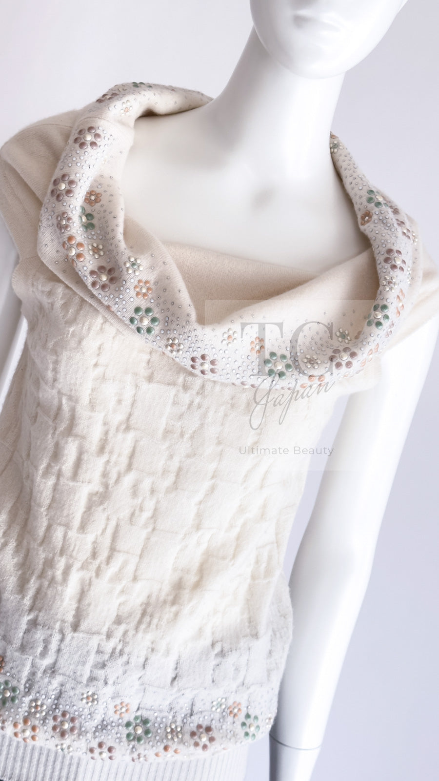 CHANEL 12C Ivory Cashmere 100% Swarovski Sleeveless Knit Sweater 36 38 シャネル スワロフスキー カシミア ノースリーブ ニット セーター 即発
