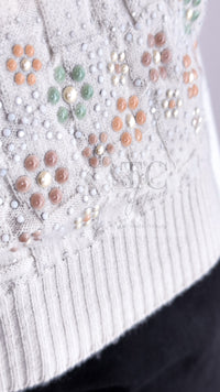 CHANEL 12C Ivory Cashmere 100% Swarovski Sleeveless Knit Sweater 36 38 シャネル スワロフスキー カシミア ノースリーブ ニット セーター 即発