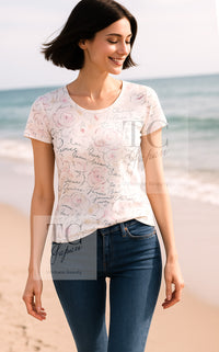 CHANEL 98C Yellow-ish Ivory Camellia T Shirt Tops 36 38 シャネル アイボリー カメリア柄 カール直筆 Tシャツ トップス 即発