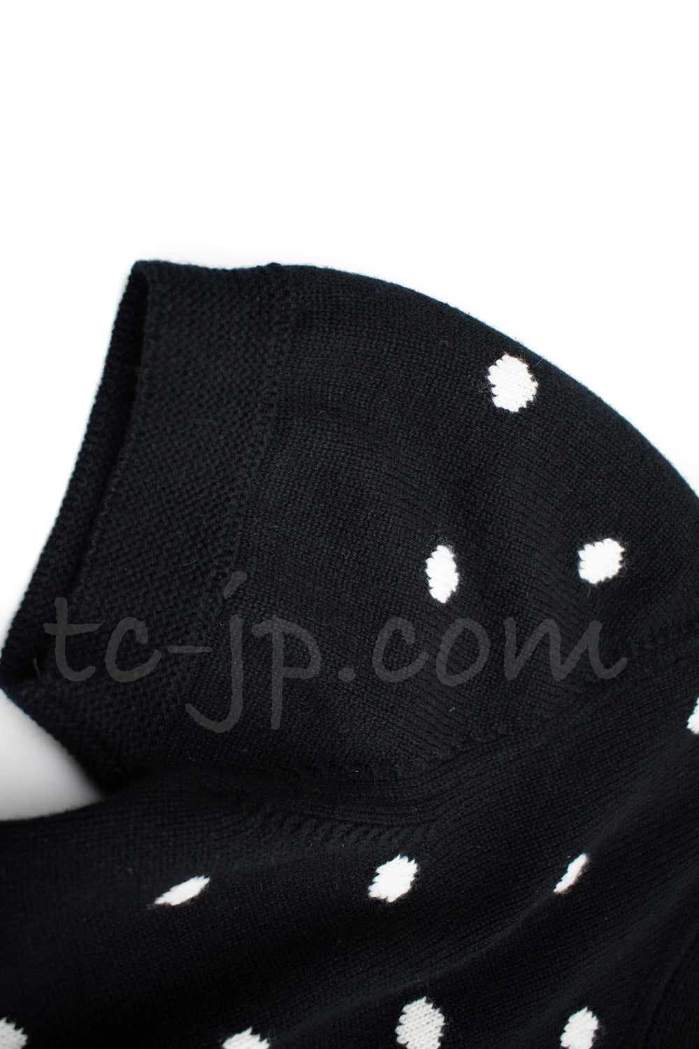 CHANEL 08A Black Dot Logo Cashmere Knit Sweater 36 38 シャネル ブラック ドット ロゴ カシミヤ ニット セーター 即発