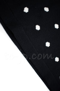 CHANEL 08A Black Dot Logo Cashmere Knit Sweater 36 38 シャネル ブラック ドット ロゴ カシミヤ ニット セーター 即発