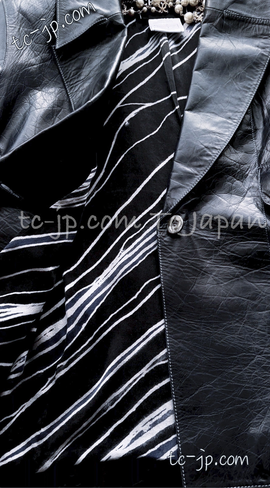 CHANEL 06S Grey Navy Calf Leather Jacket 38 シャネル グレーネイビー カーフレザー ジャケット 即発