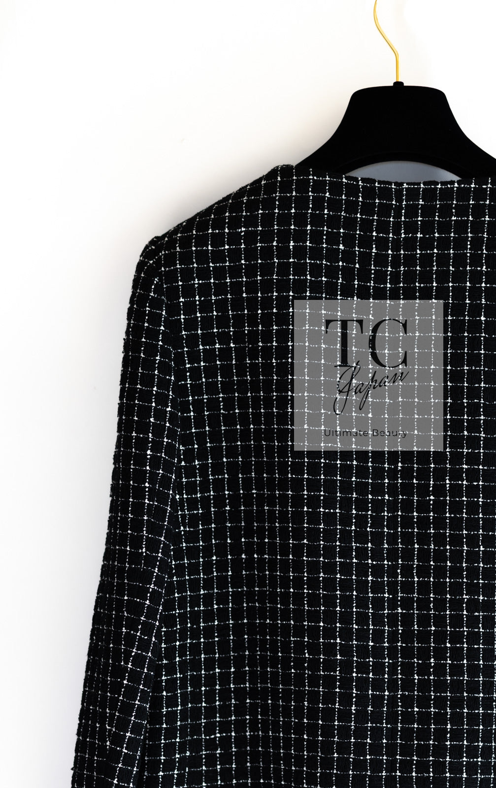 CHANEL 16S Black Check CC Lion Jacket Skirt Suit 36 シャネル ブラック チェック CC ライオン装飾 ジャケット スカート スーツ 即発